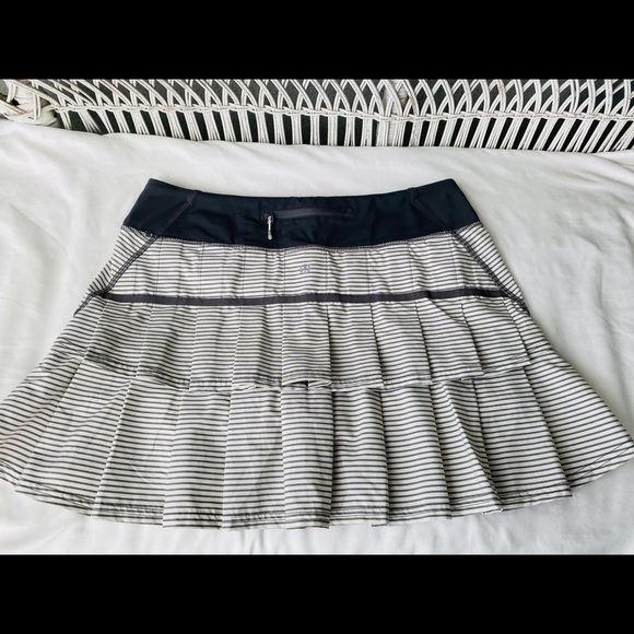 Lululemon HyperStripe AngelWing Pacesetter Skirt8T - Picture 8 of 12